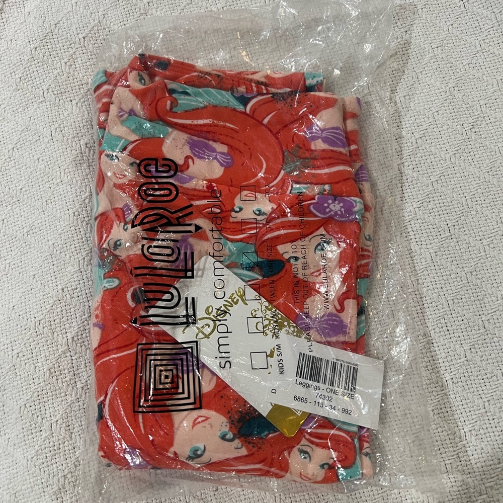 LuLaRoe Disney Little Mermaid Leggings (One Size)